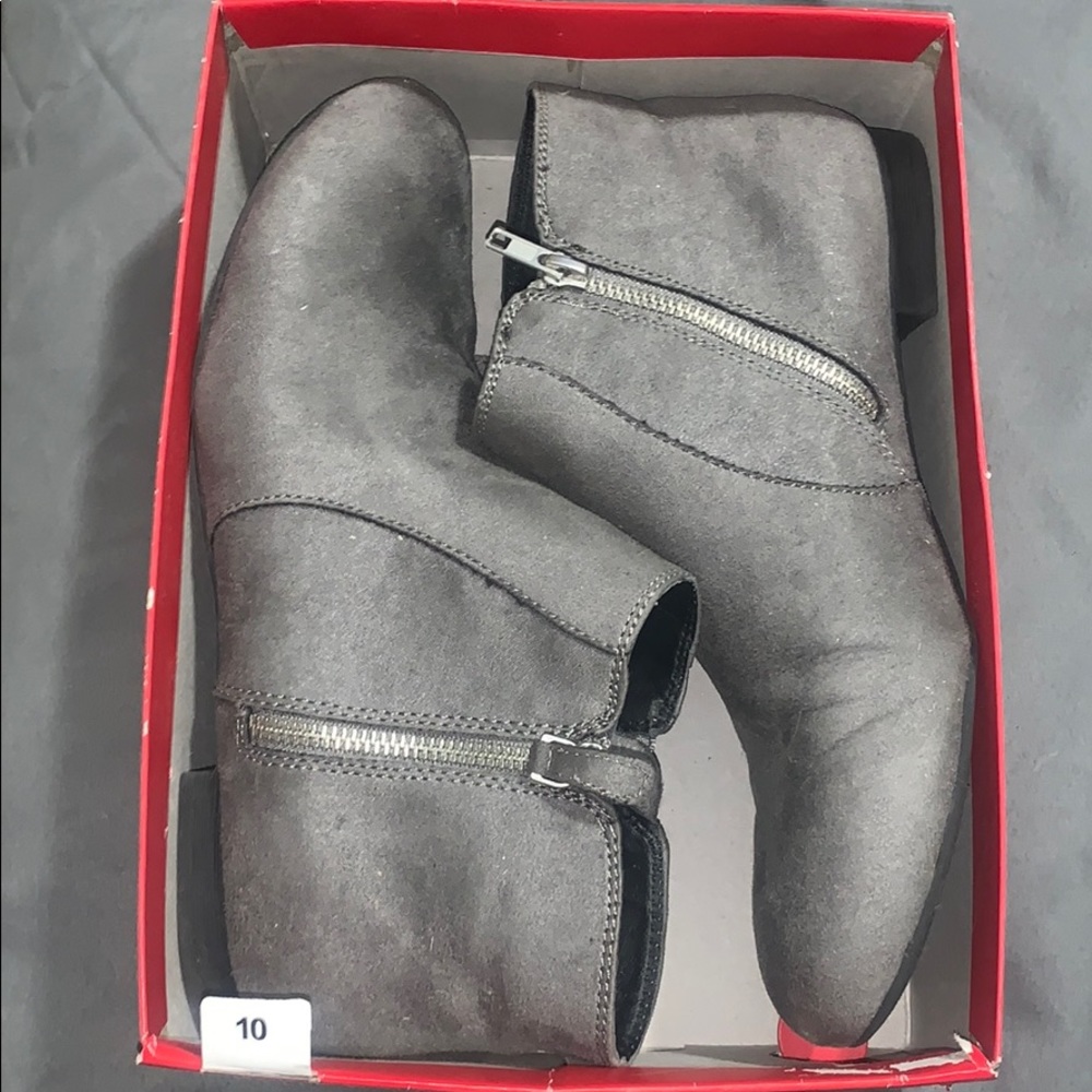 American Eagle Shoes